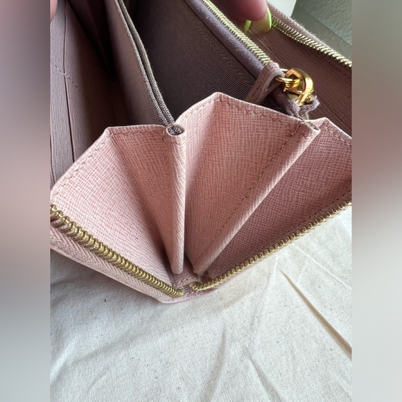 FENDI Soft Pink Long Continental Saffiano Leather Zip Card Coin Wallet - Picture 12 of 16